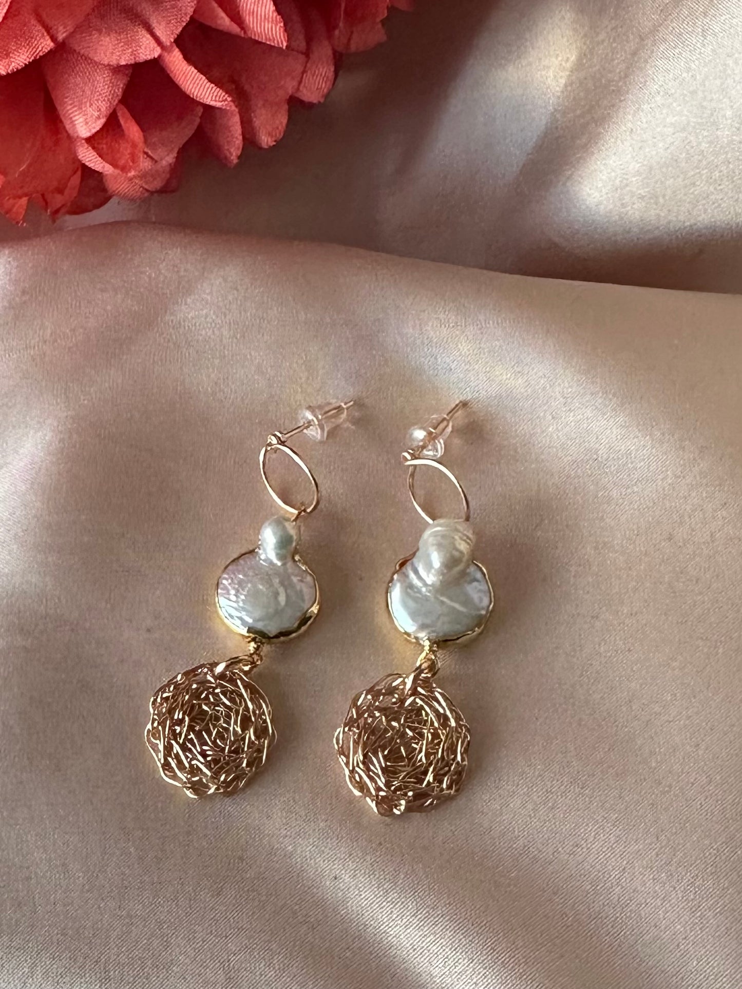 Mira Cosmic Medallion Pearl Earrings