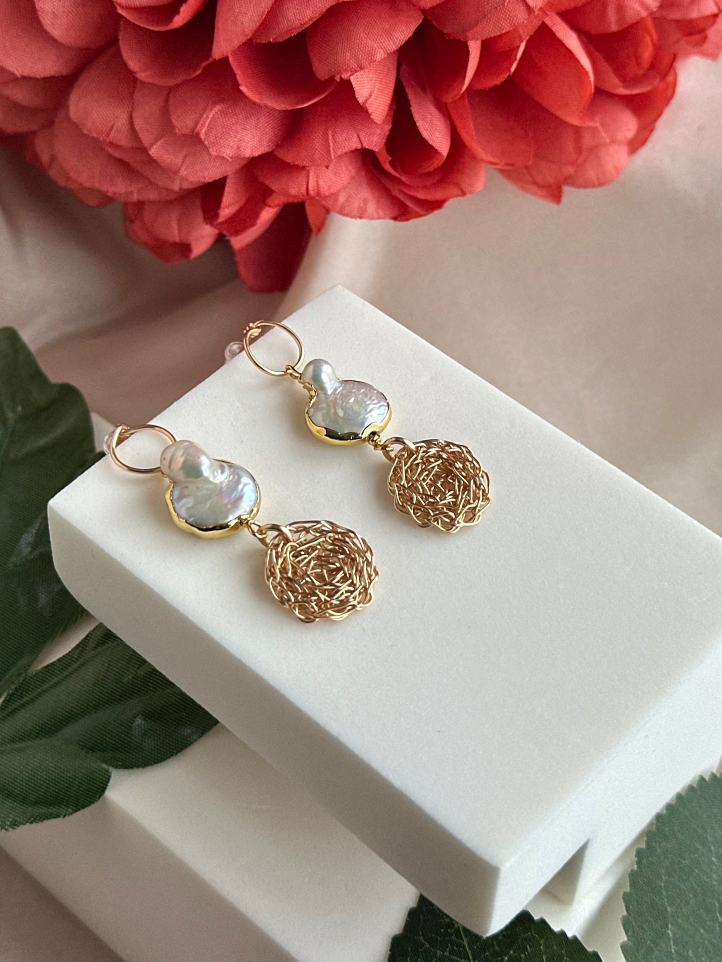Mira Cosmic Medallion Pearl Earrings