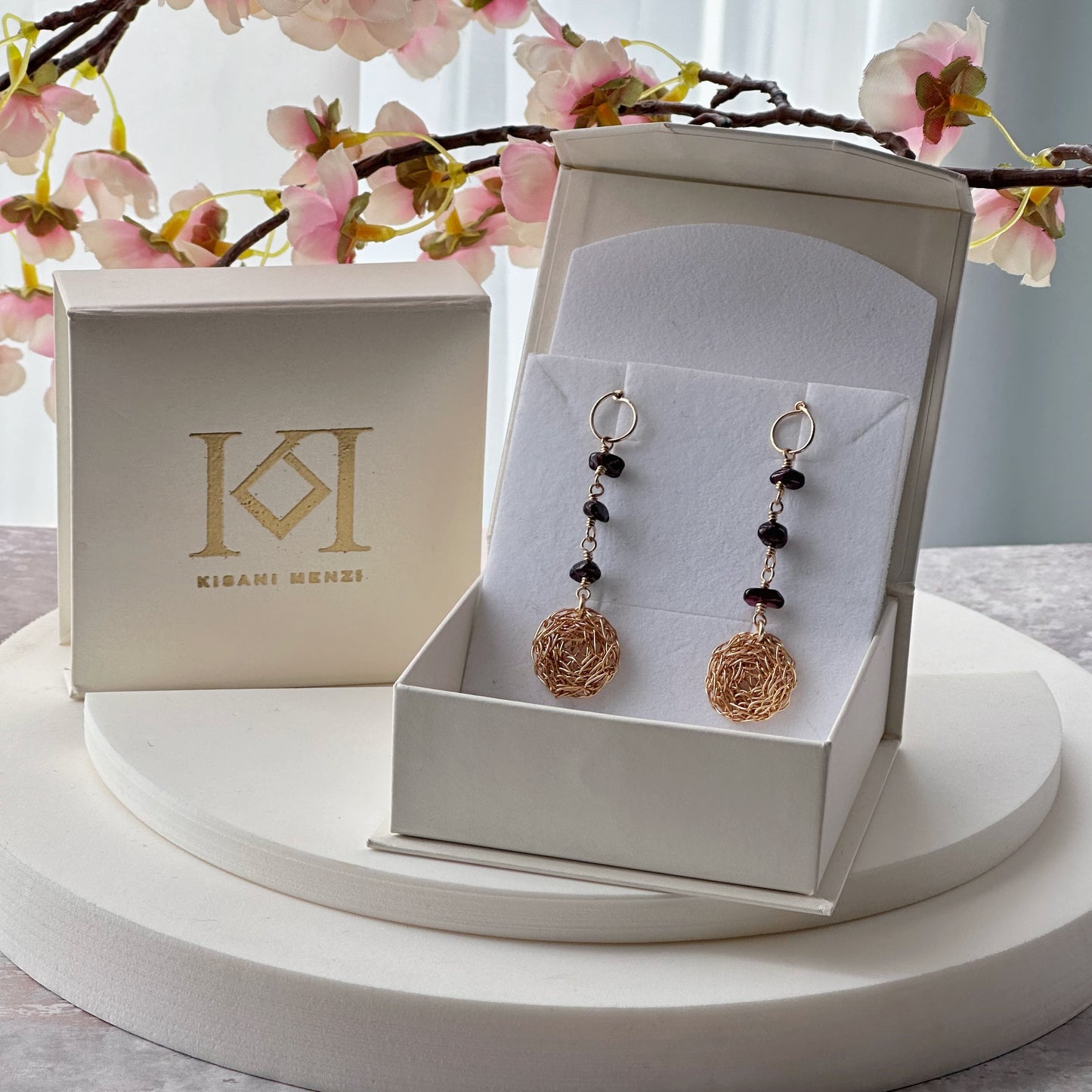 Belamora, Garnet, Cosmic Medallions